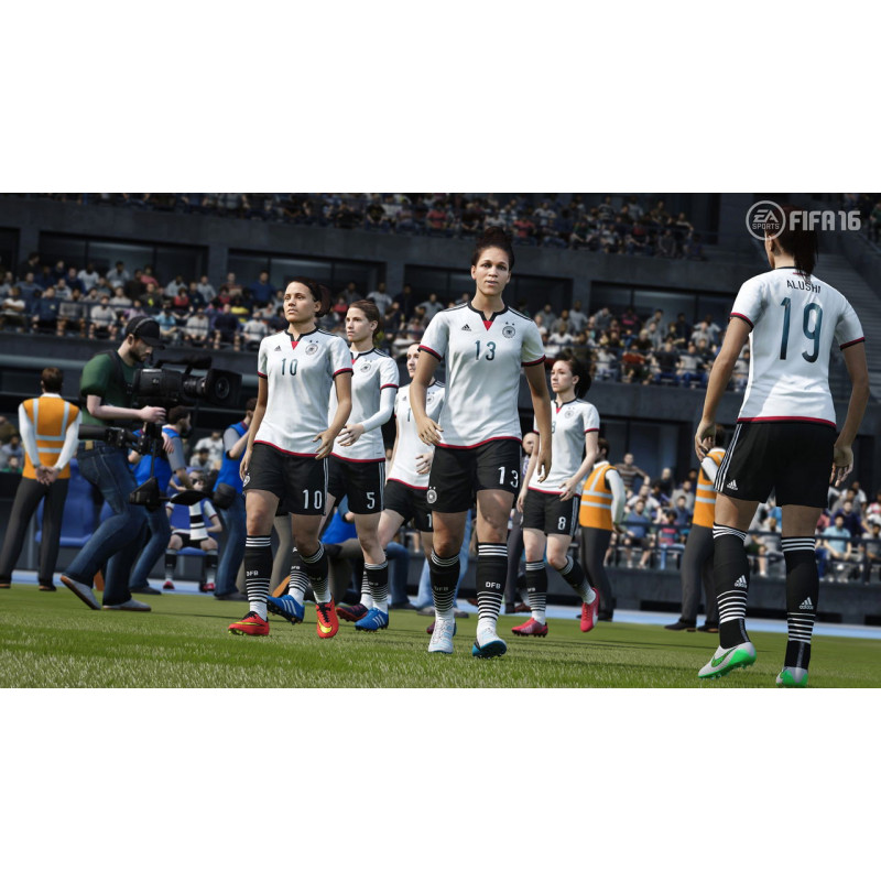 FIFA 16 [Deluxe Edition]